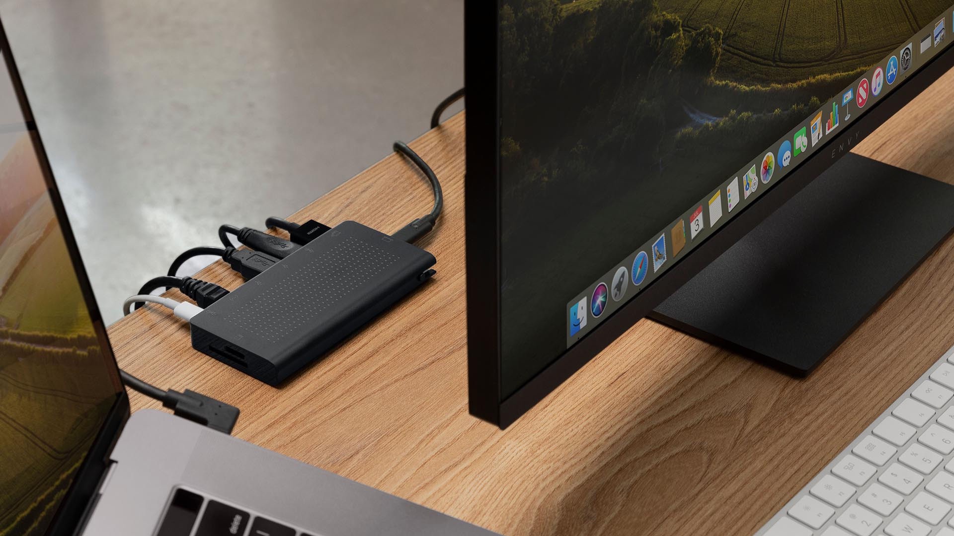 USBハブ「StayGo USB-C Hub」00